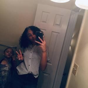 Meet your Posher, Skyler